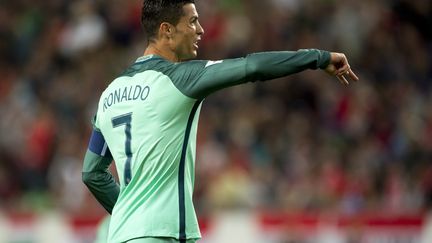 Le capitaine du Portugal, Cristiano Ronaldo, donne ses consignes (ANDREW SURMA / NURPHOTO)