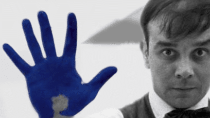 Exposition : Yves Klein et son bleu mythique à l'honneur à Aix-en-Provence (France 2)