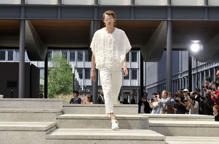 Issey Miyake Men pap pe 2017, à Paris.
 (Swan Gallet/WWD/Shutter/SIPA)