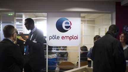 Une agence P&ocirc;le emploi, &agrave; Pantin (Seine-Saint-Denis), le 25 mars 2013.&nbsp; (FRED DUFOUR / AFP)