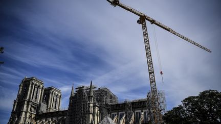 La reconstruction de Notre-Dame de Paris. (CHRISTOPHE ARCHAMBAULT / AFP)