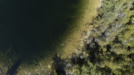 Le lac Crawford, au Canada, le 12 avril 2023. (PETER POWER / AFP)