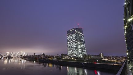 La Banque centrale européenne, à Francfort (Allemagne). (BORIS ROESSLER / DPA)