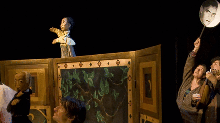 Le petit retable de "Don Cristobal" de la Cie Théâtre aux mains nues
 (Photo Marie Lepine)