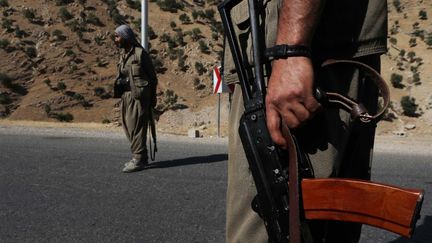 Un membre du PKK, au Kurdistan irakien (Irak), le 22 juin 2018. (SAFIN HAMED / AFP)