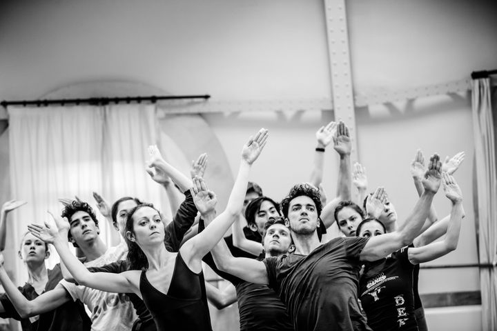 Répétition de "Salut" à Garnier, Jérémie Bélingard à droite
 (Agathe Poupeney/Opéra national de Paris)