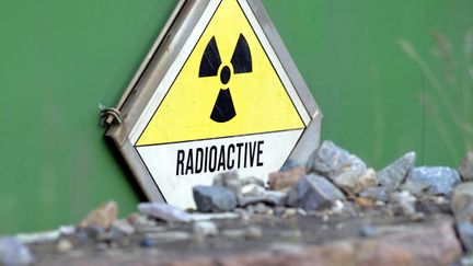 Cinq &eacute;tats du Mexique ont &eacute;t&eacute; plac&eacute;s en alerte apr&egrave;s le vol d'une substance radioactive, le 15 avril 2015 (photo d'illustration). (JEAN-CHRISTOPHE VERHAEGEN / AFP)