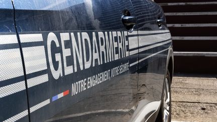 Les gendarmes se sont rendus sur les lieux de l'accident de chasse. (GUILLAUME BONNEFONT / MAXPPP)