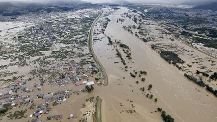 Une vue aérienne de Nagano après le débordement de la rivière Chikuma, le 13 octobre 2019. (KYODO KYODO /REUTERS)