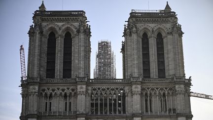 La cathédrale Notre-Dame de Paris en reconstruction, le 2 décembre 2023. (JULIEN DE ROSA / AFP)