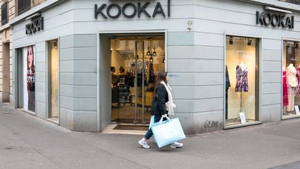 Un magasin Kookai à Paris, le 10 février 2023. (VALERIE DUBOIS / HANS LUCAS / AFP)