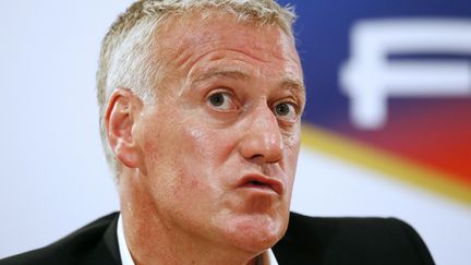 Didier Deschamps&nbsp;lors de sa premi&egrave;re conf&eacute;rence de presse en tant que s&eacute;lectionneur de l'&eacute;quipe de France au si&egrave;ge de la F&eacute;d&eacute;ration fran&ccedil;aise de football &agrave; Paris, le 9 juillet 2012. (PATRICK KOVARIK / AFP)