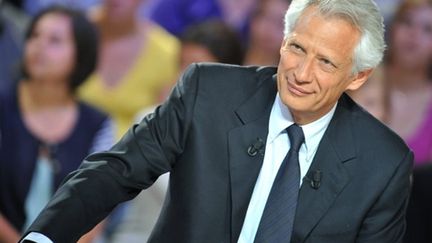 Dominique de Villepin lors d'une émission de télévision le 5 juin 2009 (© AFP PHOTO MIGUEL MEDINA)