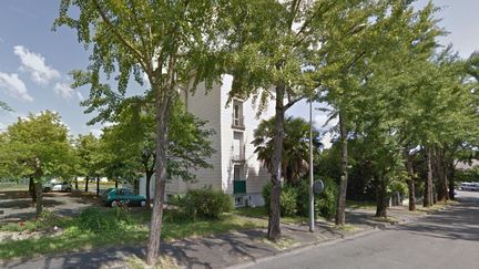 Capture écran Google street view, de la rue Henri d'Albret à Pau (Pyrénées-Atlantiques) mercredi 11 novembre 2015. (GOOGLE STREET VIEW)