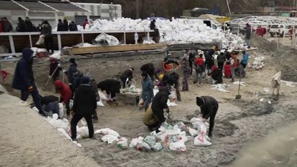 Guerre en Ukraine : Marioupol, Odessa, des villes ciblées par les troupes russes