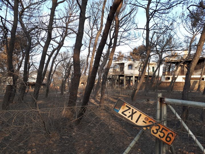 Le village de Mati, en Grèce, ravagé par les incendies en juillet 2018.&nbsp; (BENJAMIN CHAUVIN / FRANCE-INFO)