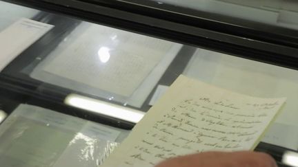 Enchères : les lettres de grands écrivains sont mises en vente à Paris