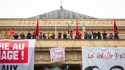 Le 1er mai 2021 à Paris, c'est du Théâtre de l'Odéon qu'est parti le cortège dédié au monde de la culture, lors de la traditionnelle manifestation des syndicats (LOUISE MERESSE / SIPA)