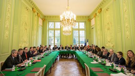 La conférence sociale&nbsp;thématique concernant&nbsp;le bilan de la loi sur la sécurisation de l'emploi, au ministère du Travail à Paris, le 3 avril 2015. (MAXPPP)