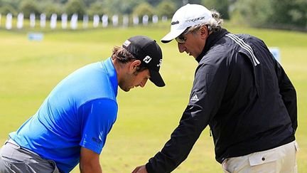 Alain Alberti (à droite) avec Alexander Lévy, un des joueurs dont il est l'entraîneur. (FFGolf)