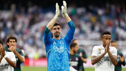 Le gardien du Real Madrid, Thibaut Courtois, au Santiago-Bernabéu (Madrid) lors de la saison 2022/2023. (TABITHA ANGHEL / AFP)