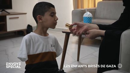 Bombardements dans la bande de Gaza : "De quoi sont coupables ces enfants qui ont perdu un bras ou une jambe ?", le cri de désespoir d’un médecin face aux jeunes victimes (ENVOYÉ SPÉCIAL  / FRANCE 2)