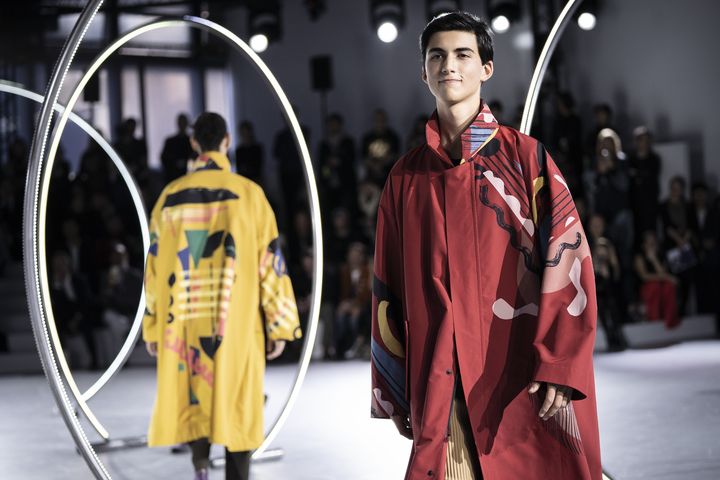 Défilé Homme Plissé Issey Miyake automne-hiver 2020-21 à la Paris Fashion Week, le 16 janvier 2020 (FRANCOIS DURAND / GETTY IMAGES EUROPE)