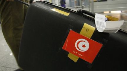 Dans l'enceinte de l'aéroport de Tunis Carthage (REUTERS - Wolfgang Rattay)