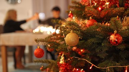 Le réveillon de Noël. Photo d'illustration. (FRANCOIS DESTOC / MAXPPP)