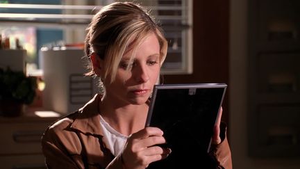 Buffy Summers interprétée par Sarah Michelle Gellar dans la série "buffy". (FR_TMDB)