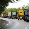 Des camions en Martinique, le 24 septembre 2024. (ROBIN PRUDENT / FRANCEINFO)