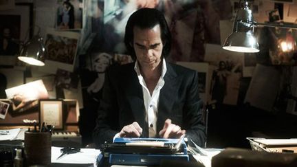 Nick Cave à son bureau dans "20.000 jours sur Terre".
 (Drafthouse Films)