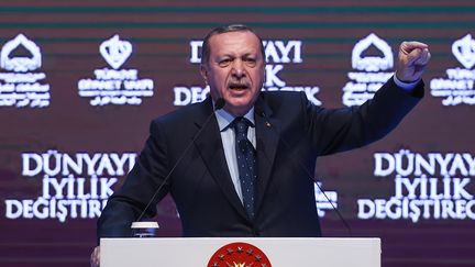 Le président de la Turquie Recep Tayyip Erdogan, à Istanbul, le 12 mars 2017.&nbsp; (OZAN KOSE / AFP)