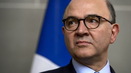 Pierre Moscovici, candidat &agrave; un poste de commissaire europ&eacute;en, le 6 mars 2014, &agrave; Bern (Suisse).&nbsp; (FABRICE COFFRINI / AFP)