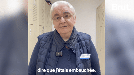 Après des années de “galère”, et avoir enchaîné CDD sur CDD, Françoise a signé son premier CDI à l’âge de 60 ans. Brut l’a suivie le temps d’une journée de travail.