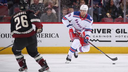 Le joueur des New York Rangers K'Andre Miller lors d'un match contre les Arizona Coyotes, le 15 décembre 2021. (CHRISTIAN PETERSEN / GETTY IMAGES NORTH AMERICA)