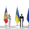 De gauche à droite : la présidente de la Géorgie,&nbsp;Salome Zurabishvili, celle de la Moldavie, Maia Sandu, le président de l'Ukraine, Volodymyr Zelensky, et le président du Conseil européen, Charles Michel,&nbsp;le 19 juillet 2021 à Batoumi (Géorgie). (- / GEORGIA'S PRESIDENTIAL PRESS SER)