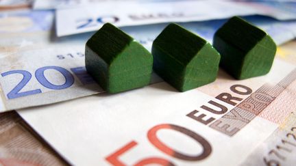 Mortgage rates are expected to fall further by the end of 2024. (LEX VAN LIESHOUT / ANP / AFP)