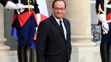 L'ancien président de la République François Hollande, le 30 septembre 2019 à l'Elysée (Paris). (BERTRAND GUAY / AFP)