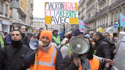 Manifestation contre la réforme des retraites du gouvernement entre Gare de l’Est et Gare saint Lazare. (PHILIPPE DE POULPIQUET / MAXPPP)