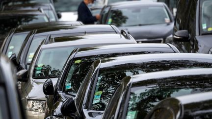 Manifestation de chauffeurs de&nbsp;VTC en octobre 2020. (BRUNO LEVESQUE / MAXPPP)