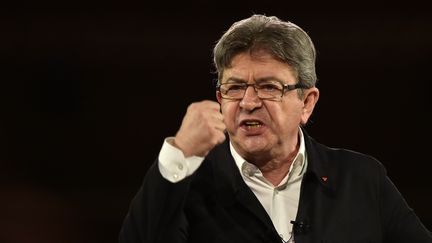 Le candidat de la France insoumise, Jean-Luc Mélenchon, lors d'un meeting à Lille, le 12 avril 2017. (PHILIPPE HUGUEN / AFP)