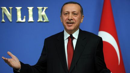 Le Premier ministre turc, Recep Tayyip Erdogan, lors d'une conf&eacute;rence de presse &agrave; Ankara (Turquie), le 22 d&eacute;cembre 2011. (EVRIM AYDIN / ANADOLU AGENCY / EPA / MAXPPP)