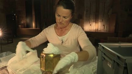 Normandie : dans les coulisses de l'exposition d'orfèvrerie du Mont-Saint-Michel