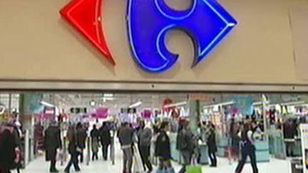 Carrefour compte geler les salaires de ses employés en Belgique. (F2)