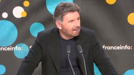 Le comédien Philippe Lelouche, en novembre 2023. (FRANCEINFO / RADIO FRANCE)