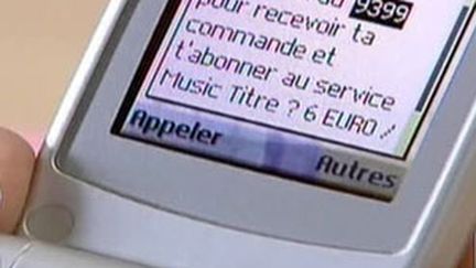 Téléchargement sur mobile (© F2)