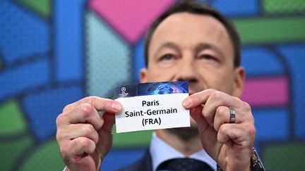 L'ancien international anglais John Terry lors du tirage au sort des huitièmes de finale de la Ligue des champions, le 18 décembre 2023. (FABRICE COFFRINI / AFP)