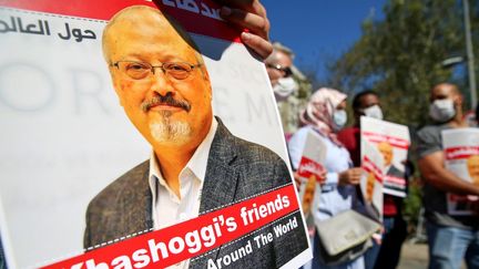 Manifestation de soutien&nbsp;au journaliste Jamal Khashoggi, à Istanbul (Turquie), le 2 octobre 2020. (MUHAMMED ENES YILDIRIM / ANADOLU AGENCY / AFP)