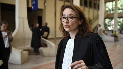 Marie Dosé, lors d'un procès devant la Cour d'Assises de Créteil, le 26 juin 2018. (ERIC FEFERBERG / AFP)